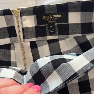 Juicy Couture Size 6 Checkered Pants